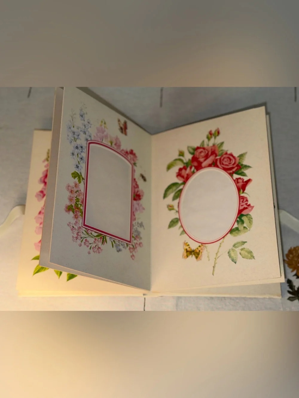 Vintage The Flower Garden Hardcover Photo Album (1994, C.A. Books)